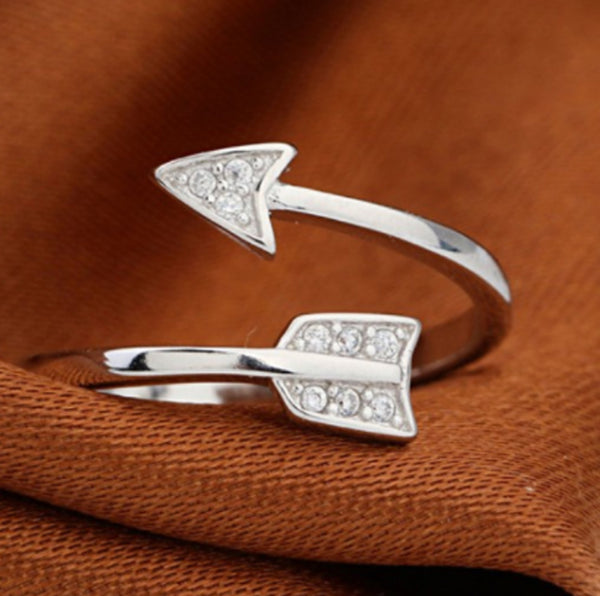 Diamond Arrow Ring | Elegant Jewelry by Drop Charm
