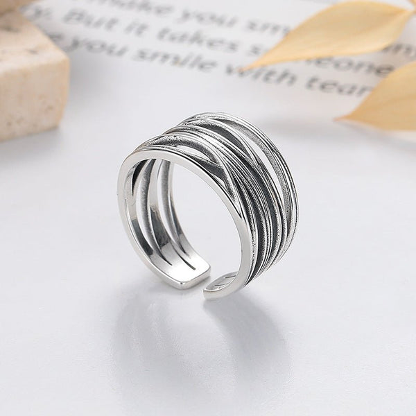 Winding Lines Ring – 925 Sterling Silver | Elegant Jewelry by Drop Charm